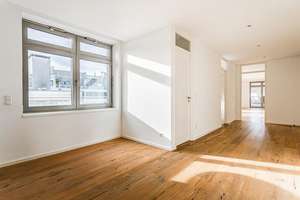 Lichtdurchflutetes Penthouse mit Sonnenterrasse im Herzen von Oldenburg – Die vollständige Adresse der Immobilie erhältst du vom Anbieter., 26121 Innenstadt, Oldenburg (Oldenburg) – Vorschaubild 6