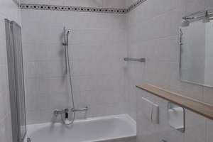 Property thumbnail 10