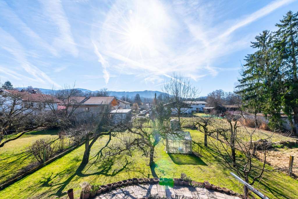 Immobilie in Rohrdorf - Anwesen mit Alpenblick und außergewöhnlichem Potenzial in Rohrdorf

 - Bild 0
