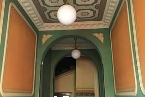 helle 2-Raumwohnung mit Einbauküche, Waschmaschine und großem Balkon