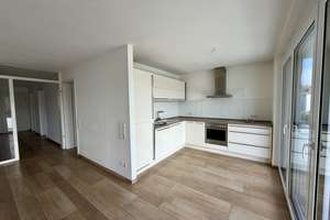 Zu vermieten! Wunderschöne 4-Zimmer-Wohnung in stadtnaher Lage – Die vollständige Adresse der Immobilie erhältst du vom Anbieter., 73230 Kirchheim unter Teck – Vorschaubild 4