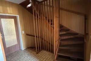 Renovierungsbedürftige Doppelhaushälfte mit Loggia, Terrasse, Garten, Vollkeller und Garage – Die vollständige Adresse der Immobilie erhältst du vom Anbieter., 28325 Tenever, Bremen – Vorschaubild 7