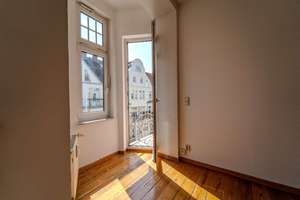 Sofort bezugsfrei! Charmante 3,5-Zimmer-Altbauwohnung mit zwei Balkonen am Rostocker Stadthafen – Die vollständige Adresse der Immobilie erhältst du vom Anbieter., 18057 Kröpeliner-Tor-Vorstadt, Rostock – Vorschaubild 20