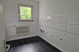 Renovierte 3-Zimmer-Wohnung mit Balkon – Schleiermacherstraße 4, 47139 Duisburg – Vorschaubild 4