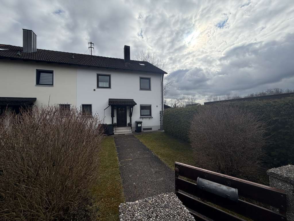 Immobilie in Neufahrn bei Freising - Einfamilienhaus (Endhaus) mit Garage in Neufahrn bei Freising - Bild 0