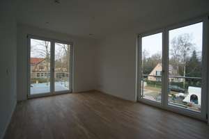 Helle 4 Zimmer Traumwohnung in einer grünen Wohnanlage mit Kaminofen, 2 Balkone, 2 Bädern, EBK – Sauerbruchstraße 13, 14482 Babelsberg Nord, Potsdam – Vorschaubild 24