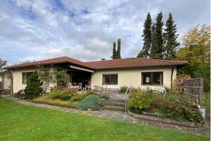 Geräumiger Bungalow in Erlangen-Tennenlohe
