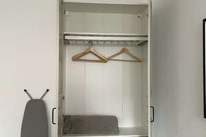 Stilvolle, möblierte Wohnung in Premiumlage – Die vollständige Adresse der Immobilie erhältst du vom Anbieter., 1277 Blasewitz (Stadtteil), Dresden – Vorschaubild 3
