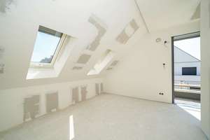 Maisonette mit offener Galerie und 2 Dachterrassen am Marienbergpark | TG-Stellplatz inkl. – Am Schweigeracker 1, 90425 Thon, Nürnberg – Vorschaubild 3