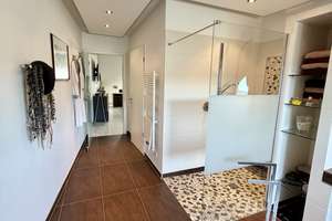 Exklusive, provisionsfreie Dachgeschosswohnung mit Aufzug in Bonn-Lengsdorf – Lengsdorfer Hauptstr. 36, 53127 Lengsdorf, Bonn – Vorschaubild 14