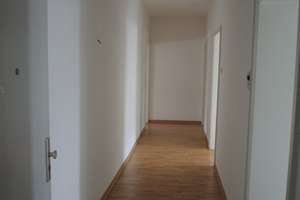 3-Zimmerwohnung Hamm-Zentrum, Nähe Bahnhof - WG geeignet – Martin-Luther-Straße 48, 59065 Mitte, Hamm – Vorschaubild 2