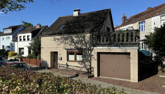 Bild von Freistehendes Einfamilienhaus mit 104 qm und großer Dachterrasse von privat