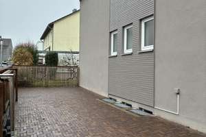 Kernsaniertes Einfamilienhaus in Schirmitz - Toplage – Die vollständige Adresse der Immobilie erhältst du vom Anbieter., 92718 Schirmitz – Vorschaubild 2