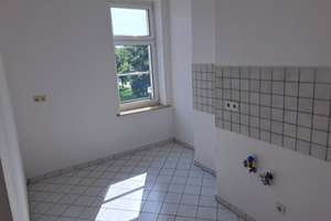 Gut geschnittene Wohnung mit großem Balkon & Wannenbad in Leipzig-Schönefeld – Volksgartenstraße 13, 4347 Schönefeld-Ost, Leipzig – Vorschaubild 10