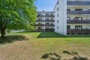 Haunstetten: 3-Zimmer-Wohnung mit Balkon, Aufzug, Stellplatz und Garage in gepflegter Wohnanlage – Die vollständige Adresse der Immobilie erhältst du vom Anbieter., 86179 Haunstetten-Süd, Augsburg – Vorschaubild 2
