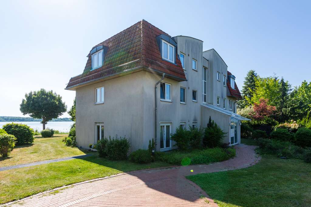 1.Reihe am Wasser - vermietete 1-Zimmer Wohnung zu verkaufen - 3,9% Rendite