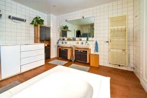 Charmante Dachgeschoss-Maisonette-Wohnung
in Rüttenscheid – Die vollständige Adresse der Immobilie erhältst du vom Anbieter., 45131 Rüttenscheid, Essen – Vorschaubild 8