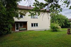 Renovierungsbedürftiges Einfamilienhaus in Plattling mit ca. 1500 m² Grund – Die vollständige Adresse der Immobilie erhältst du vom Anbieter., 94447 Plattling – Vorschaubild 2