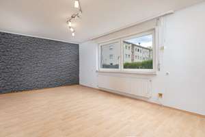 Ihr neuer Wohlfühlplatz: Charmantes Reiheneckhaus mit sonnigem, einladendem Grundstück – Die vollständige Adresse der Immobilie erhältst du vom Anbieter., 89079 Wiblingen, Ulm – Vorschaubild 7