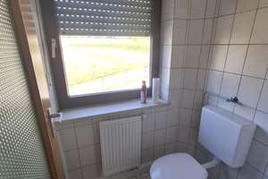 EFH mit 1.200 m² Grd. in Randlage v. Landau a.d.Isar, umfangreich saniert, Hzg. neu, sep. Werkstatt – Die vollständige Adresse der Immobilie erhältst du vom Anbieter., 94405 Landau an der Isar – Vorschaubild 16