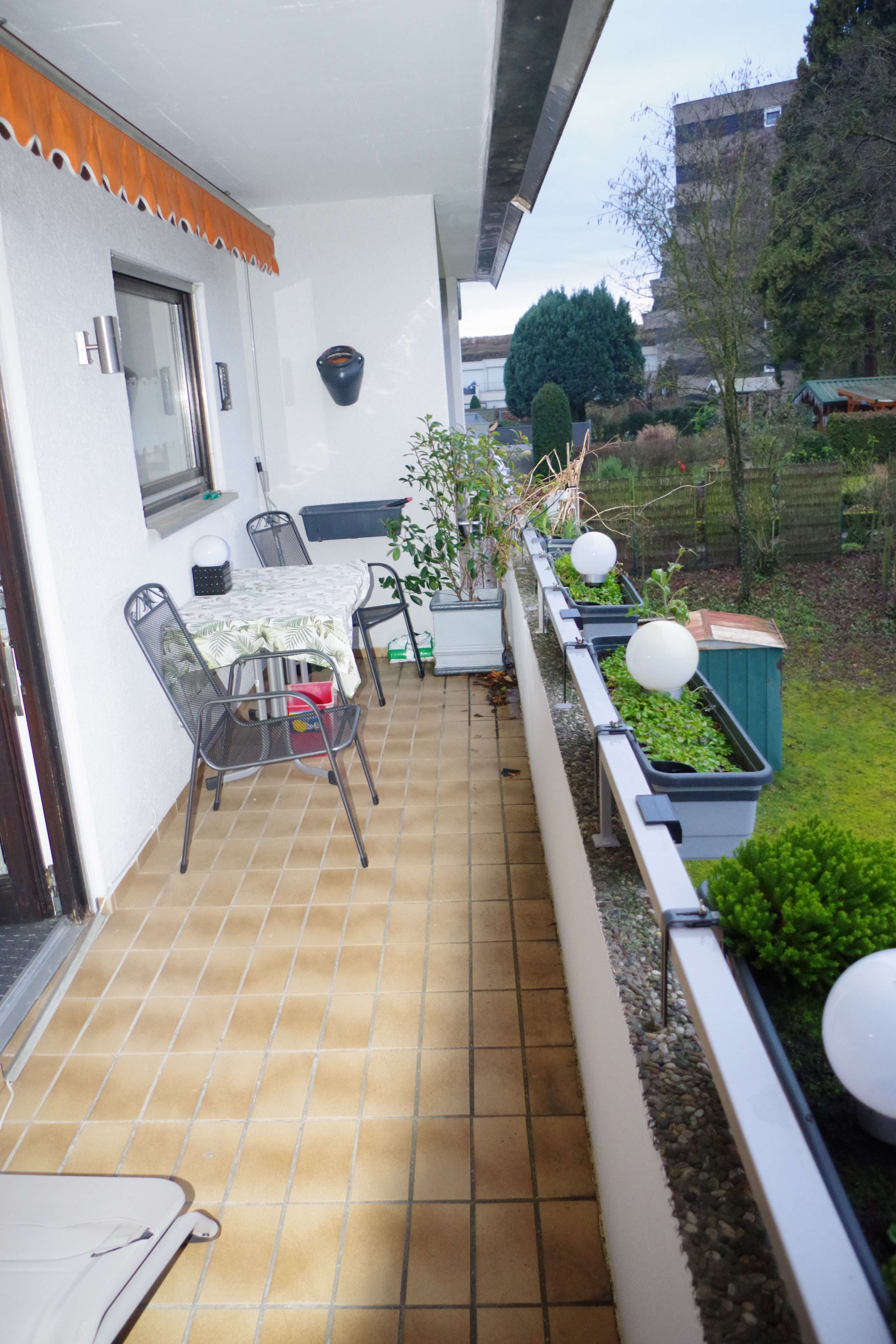 2-Zimmer-Wohnung mit Westbalkon und Einzelgarage im 1. Obergeschoss, Heilbronn Kreis – Bild 3