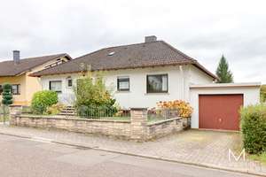 MG - Merzalben: Einfamilienhaus mit Indoor Pool, Garten und Garage – Die vollständige Adresse der Immobilie erhältst du vom Anbieter., 66978 Merzalben – Vorschaubild 3