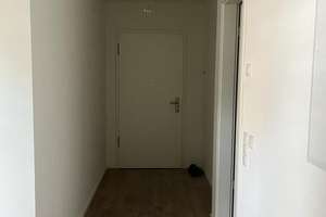 Zweitbezug, Geschmackvolle Wohnung mit einem Raum und Einbauküche in Nürnberg – Ostendstraße 121, 90482 Mögeldorf, Nürnberg – Vorschaubild 4