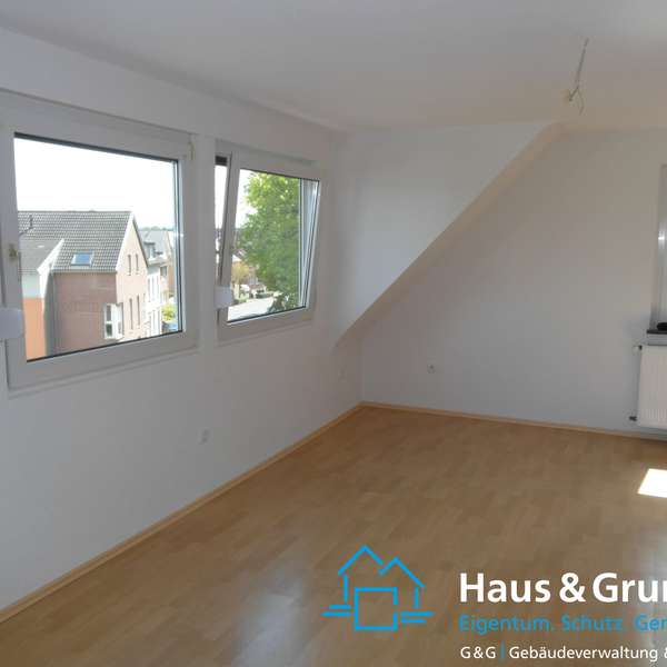 *** familienfreundliche 4-Zimmer-Maisonette-Wohnung mit Garten im beliebten Aachen-Brand ***