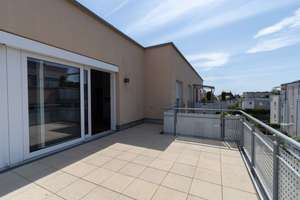 Traumhafte Penthouse-Wohnung mit Sonnenterrasse und Weitblick! – Die vollständige Adresse der Immobilie erhältst du vom Anbieter., 74080 Böckingen, Heilbronn – Vorschaubild 6