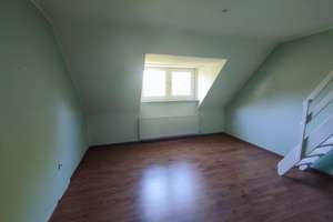 3 Zimmer- Wohnung mit eigenem Gartenanteil, Kinderfreundlich – Nienfeldstraße 40, 45894 Buer, Gelsenkirchen – Vorschaubild 2
