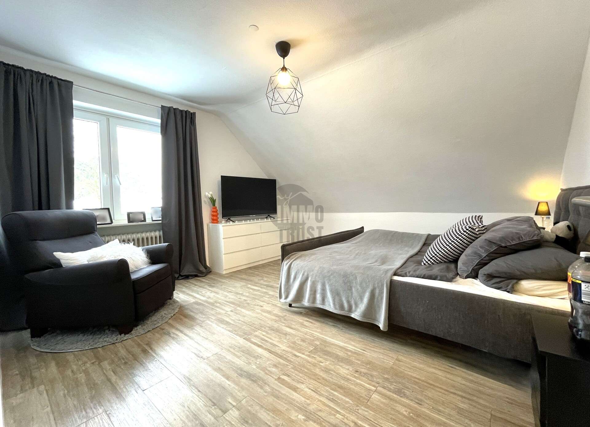 Immobilie in Agathenburg - ZWEIFAMILIENHAUS MIT ZWEI GETRENNTEN WOHNUNGEN IN STADE / WIEPENKATHEN - Bild 5