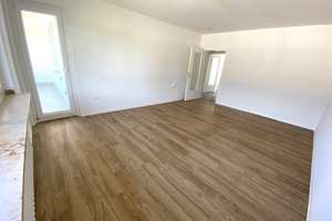 Ab sofort frei: Helle 3-Zimmer-Wohnung mit modernem Bad und Balkon – Mintarder Weg 23, 40472 Unterrath, Düsseldorf – Vorschaubild 2