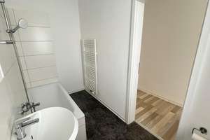 * mit BALKON * renovierte 1 ZIMMER WOHNUNG * Bahnhof Burbach wenige Gehminuten entfernt – Die vollständige Adresse der Immobilie erhältst du vom Anbieter., 66115 Burbach, Saarbrücken – Vorschaubild 9