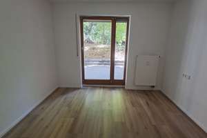 Frisch renovierte 2-Zimmer-Wohnung (57m2) mit Terrasse & Garten – Ludwigsburger Strasse 204, 70435 Zuffenhausen-Mitte, Stuttgart – Vorschaubild 10