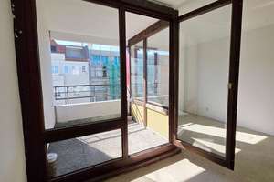 Freie großzügige 3-Zimmer-Wohnung mit Westloggia und Fahrstuhl nur 300 Meter vom Kudamm! – Die vollständige Adresse der Immobilie erhältst du vom Anbieter., 10629 Charlottenburg, Berlin – Vorschaubild 3