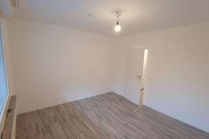 3-Zimmer Wohnung mit Balkon, 2.tes OG in 42553 Velbert von privat – Die vollständige Adresse der Immobilie erhältst du vom Anbieter., 42553 Neviges, Velbert – Vorschaubild 9