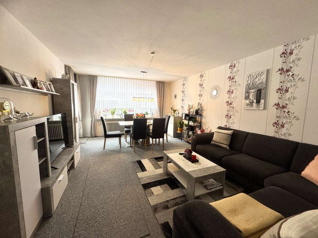 Immobilie in Zeven - Warum noch Miete zahlen?  
Charmante 3 Zimmer Wohnung ( EG )im Herzen von Zeven - Bild 3