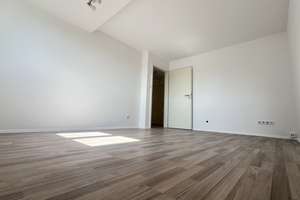 Großzügige 6-Zimmer-Maisonette-Dachgeschosswohnung– frisch saniert, hochwertig ausgestattet – Gertrudenstraße x, 47169 Marxloh, Duisburg – Vorschaubild 6