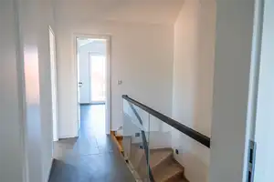 LANGENHAGEN/ENGELBOSTEL: Doppelhaushälfte mit hochw. Ausstattung - NEUBAU-ERSTBEZUG. – Hannover (Kreis) – Vorschaubild 29