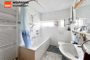 Zweifamilienhaus auf großem Grundstück in München mit Sauna, modernem Pool und viel Potenzial – Die vollständige Adresse der Immobilie erhältst du vom Anbieter., 81739 Waldperlach, München – Vorschaubild 11