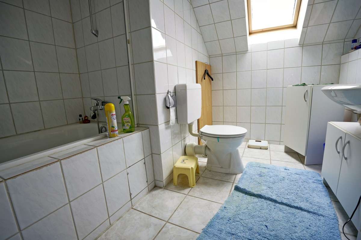 Immobilie in Bröckel - Provisionsfrei: Einfamilienhaus mit viel Platz für die Familie und Schwimmbad plus Solaranlage - Bild 9