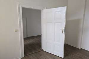 Geräumige und sonnige Wohnung direkt neben Theater zu vermieten. – Demianiplatz 29-30, 2826 Innenstadt, Görlitz – Vorschaubild 14