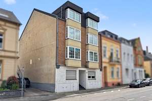 Gepflegtes und voll vermietetes Mehrfamilienhaus mit Terrassen und Balkonen in Bonn-Oberkassel – Die vollständige Adresse der Immobilie erhältst du vom Anbieter., 53227 Oberkassel, Bonn – Vorschaubild 3