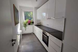 Exklusive 2-Zimmer-Wohnung mit Balkon und Einbauküche in Regensburg Nähe Uniklinikum und BKH – Karl-Stielerstraße 84, 93051 Kumpfmühl-Ziegetsdorf-Neuprüll, Regensburg – Vorschaubild 2