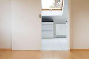 Sonnige 3,5-Zimmer-Wohnung mit Balkon, Einbauküche & Stellplatz in ruhiger Lage – Egerländer Str. 23, 73527 Schwäbisch Gmünd – Vorschaubild 4
