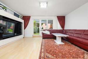 Helle, ruhige 3-Zimmer-Gartenwohnung mit Tiefgaragenstellplatz – ideal für Familien zur Eigennutzung – Die vollständige Adresse der Immobilie erhältst du vom Anbieter., 86156 Kriegshaber, Augsburg – Vorschaubild 4
