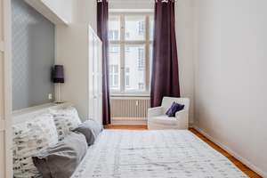 Charmante 2-Zimmer-Wohnung in repräsentativem Altbau in bester Lage von Charlottenburg – Die vollständige Adresse der Immobilie erhältst du vom Anbieter., 10627 Charlottenburg, Berlin – Vorschaubild 8