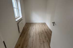 Top 4-Zimmer-Wohnung mit Westbalkon in Bestlage – ruhig & stadtnah in Regensburg – Unterislinger Weg 18, 93053 Galgenberg, Regensburg – Vorschaubild 6