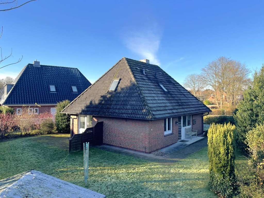 Immobilie in Wyk auf Föhr - Perfekt für Familien: Einfamilienhaus in ruhiger Lage mitten in Wyk auf Föhr - Bild 1