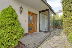 Familienglück mit Wohlfühlcharakter! – Die vollständige Adresse der Immobilie erhältst du vom Anbieter., 53177 Schweinheim, Bonn – Vorschaubild 2